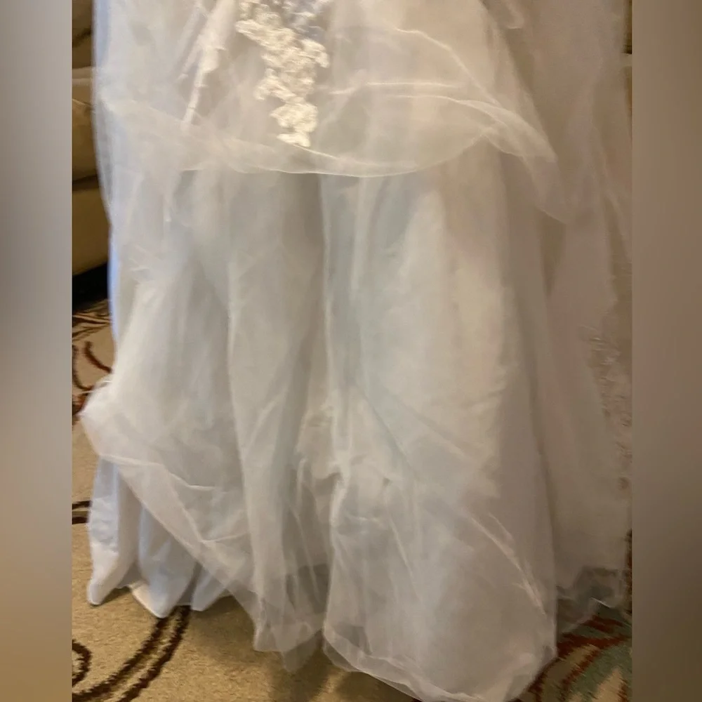 Mon Cheri Wedding dress size 14 - Picture 11 of 16